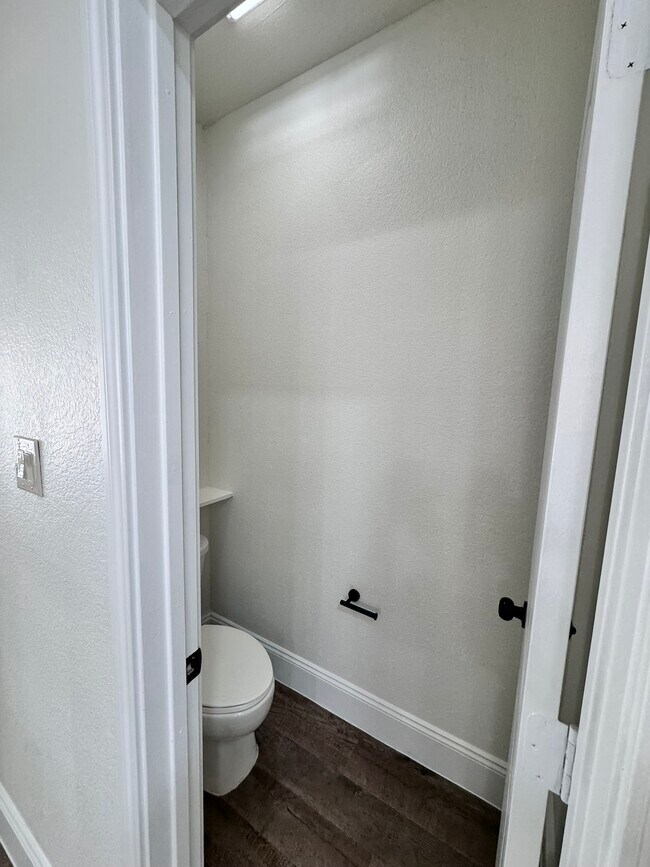 Building Photo - 15833 Bent Rose Way