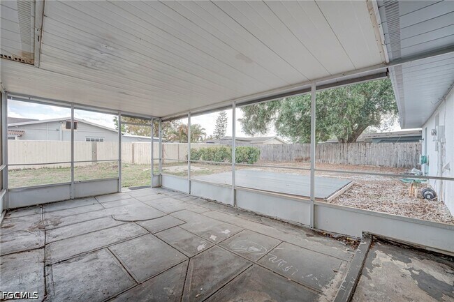 Building Photo - 220 Punta Alta Ct