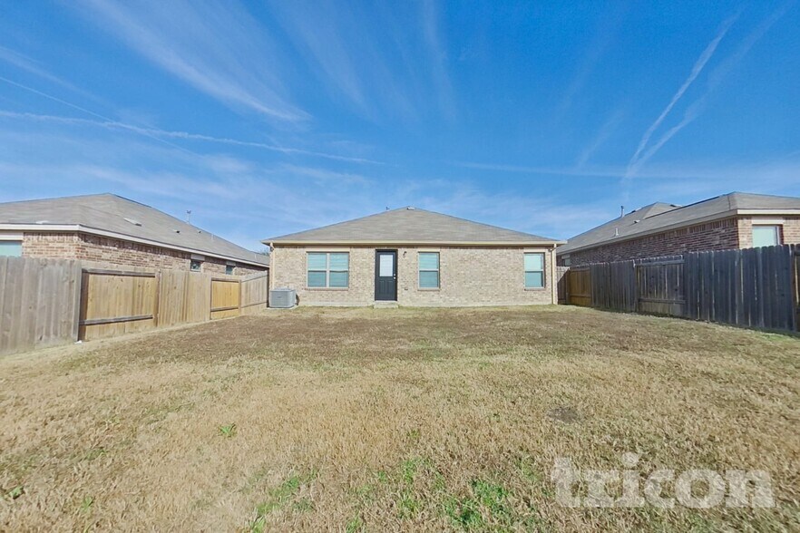 Building Photo - 4215 Calla Dr