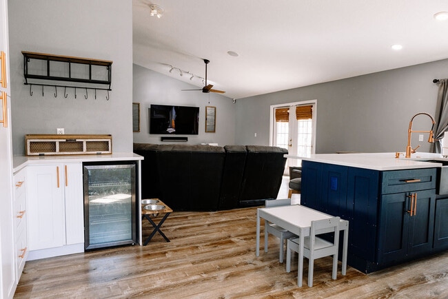 Building Photo - 22620 Willow Lakes Dr