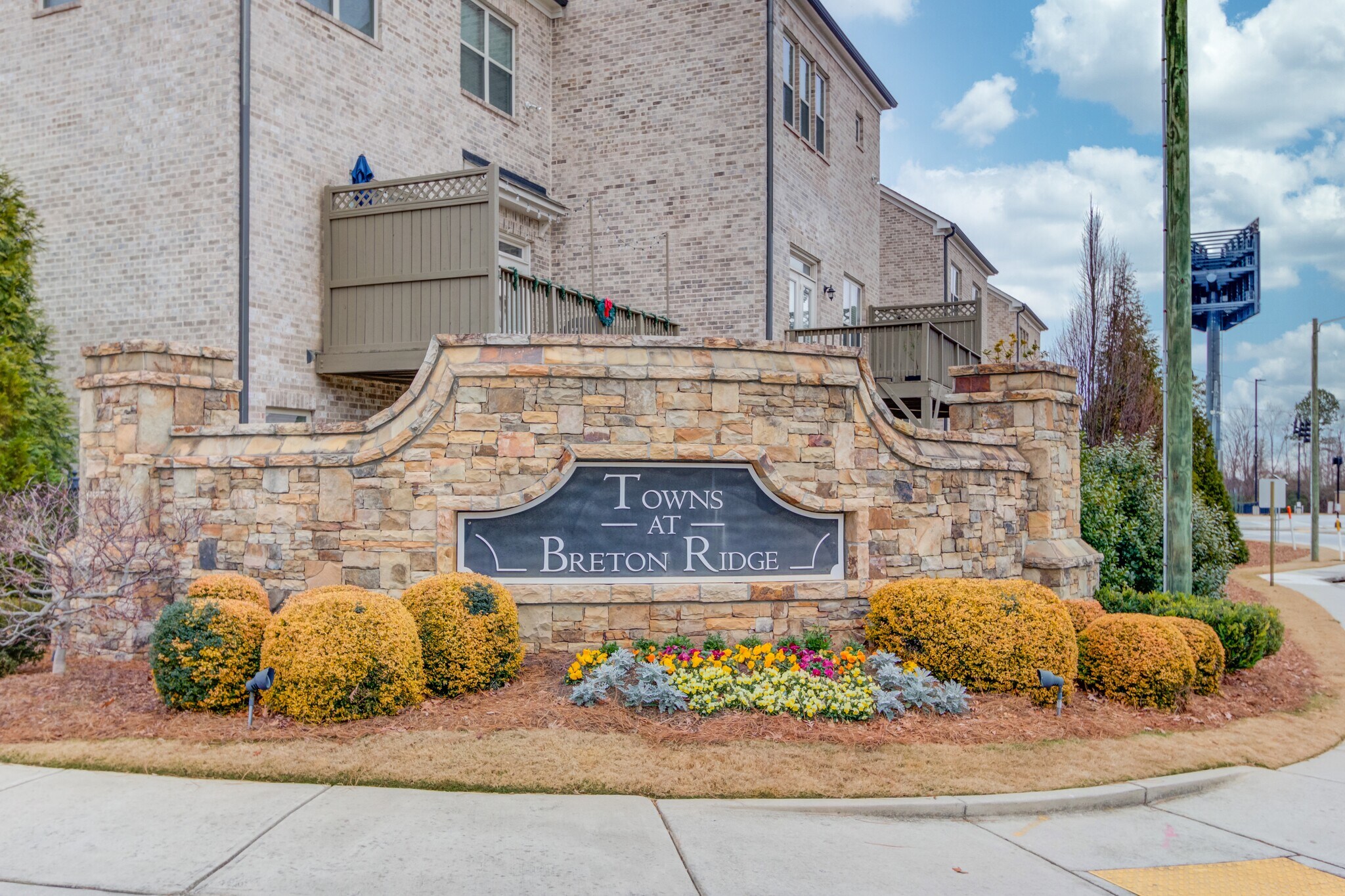 Building Photo - 2802 Avington Ln SE