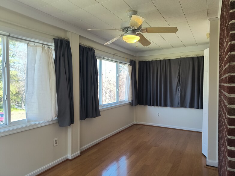 Building Photo - 6014 43rd St