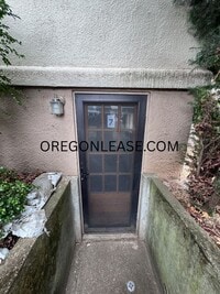 Building Photo - One bedroom downtown Eugene Apartment