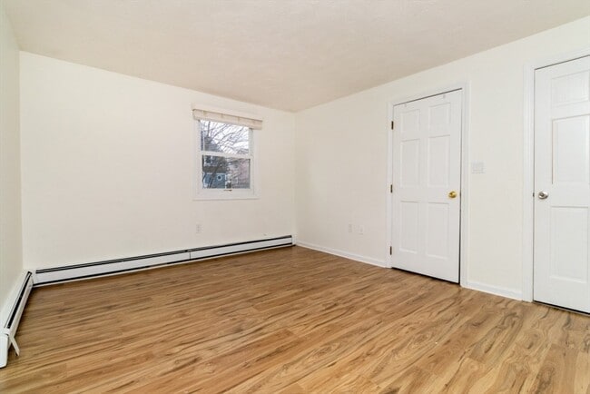 Building Photo - 82 Glendower Rd