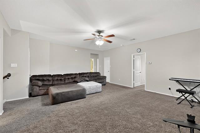 Building Photo - 525 Rustic Oak Ln