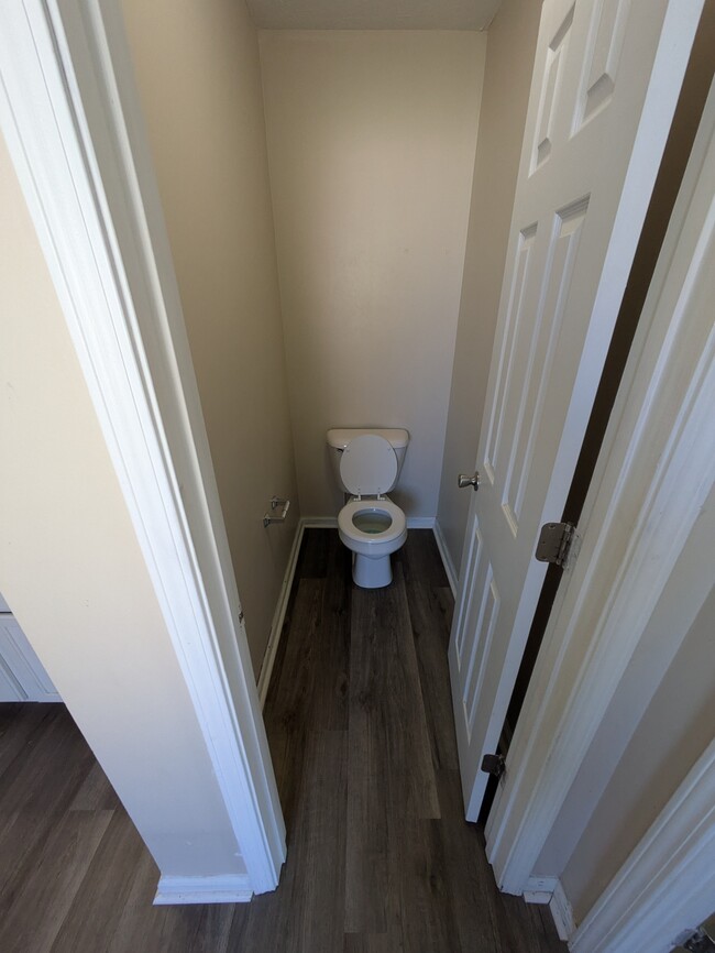 Building Photo - 375 Searchlight Dr