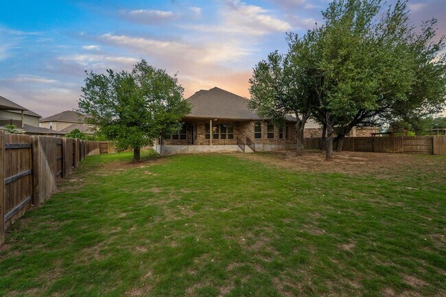 Building Photo - 10709 Lavon Bend