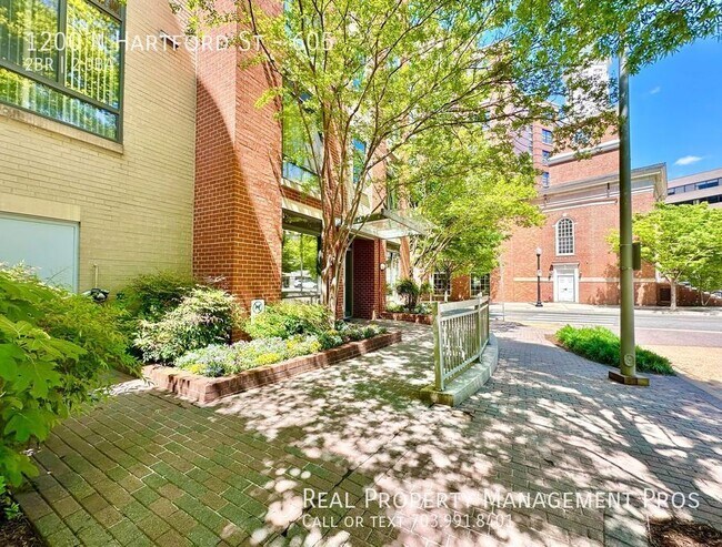 Building Photo - 1200 N Hartford St
