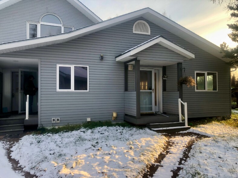 Building Photo - 12100 E Woodstock Dr