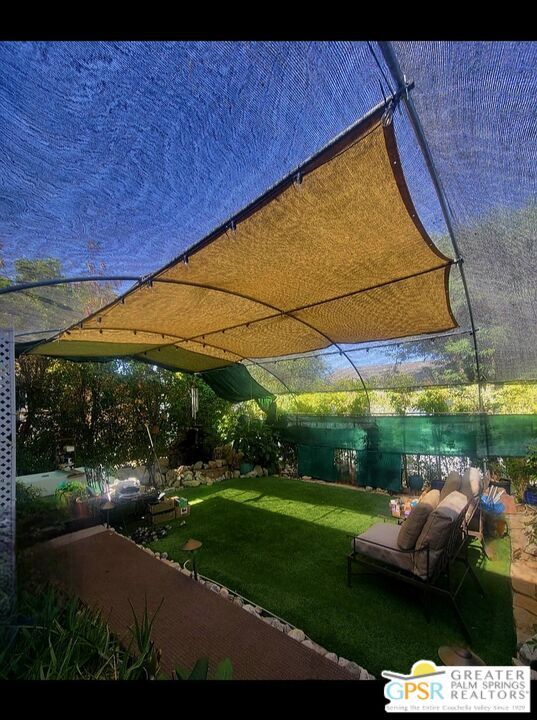 Building Photo - 15300 Palm Dr