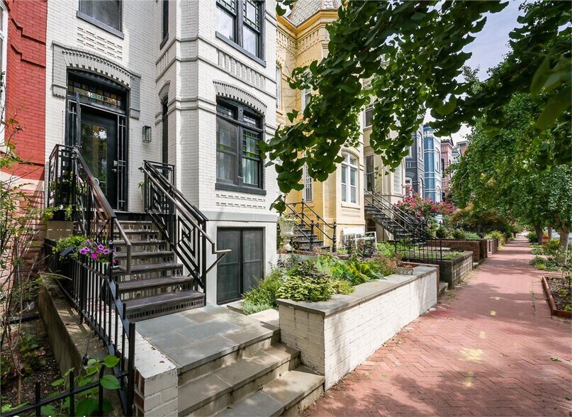 Building Photo - 1521 Corcoran St NW