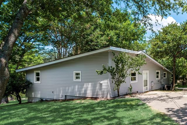 Building Photo - 114 Wood Crest Dr