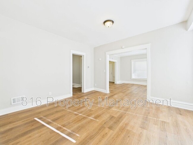 Building Photo - 2712 Park Ave