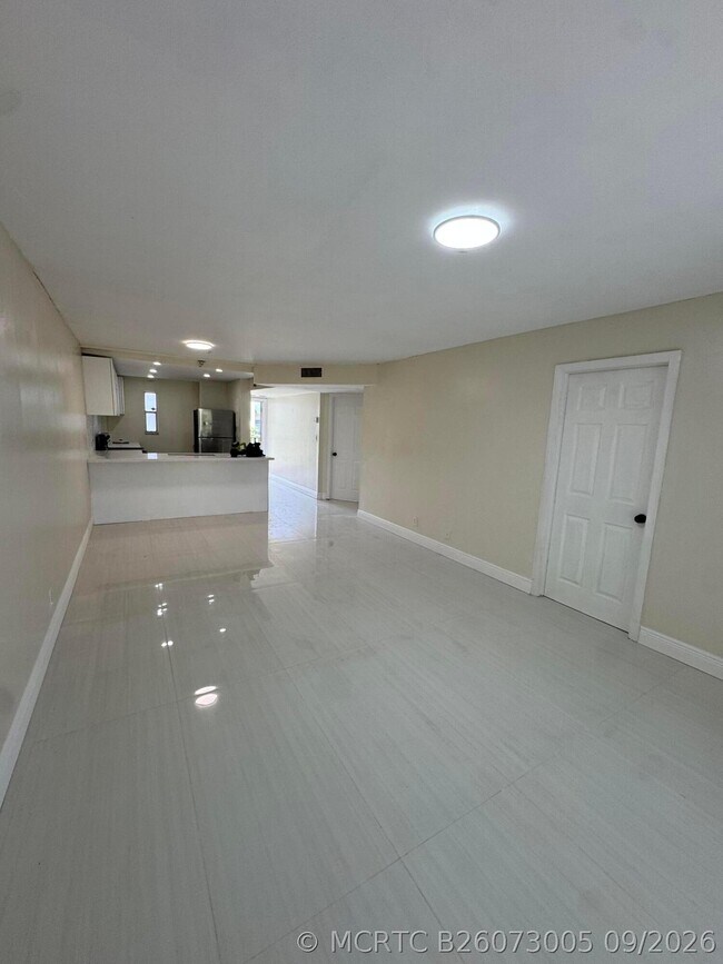 Building Photo - 8000 Fairview Dr