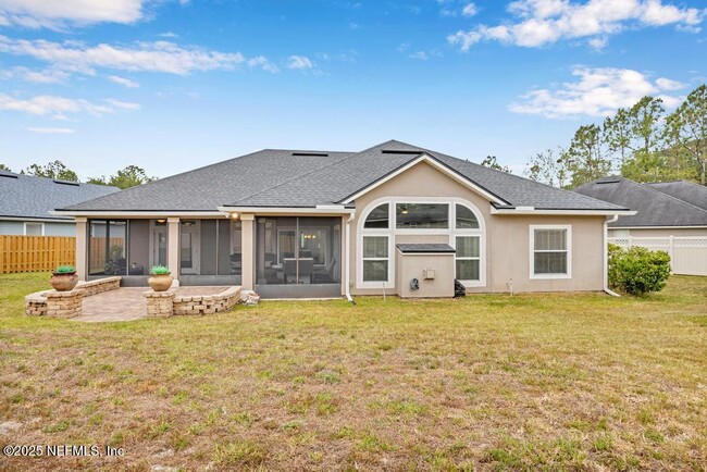 Building Photo - 624 Headwaters Ln