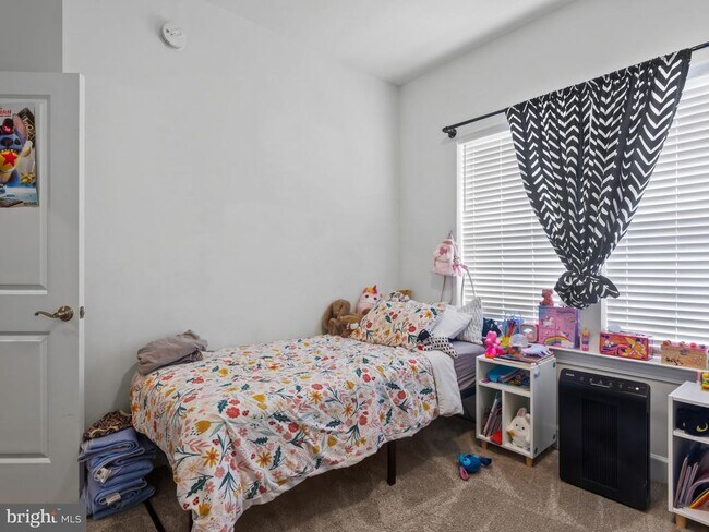Building Photo - 9508 Townfield Pl