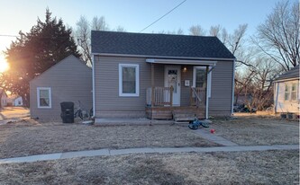 Building Photo - 421 S Purdy Ave