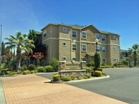 Building Photo - 2 Bedroom, 2 Bath Unit in the Bridgefield Condominiums Community, in Antelope.
