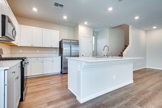 Building Photo - 6953 Antequera ST