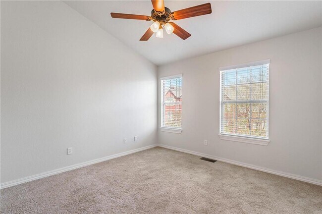 Building Photo - 2851 W Redstone Dr