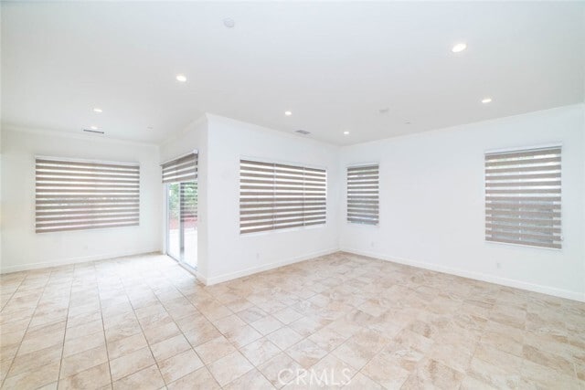 Building Photo - 52 Henson