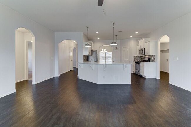 Building Photo - Pool + Park Community! 3/2/2 Plus Office!