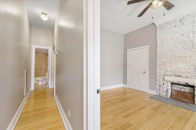 Building Photo - 216 W Anderson St