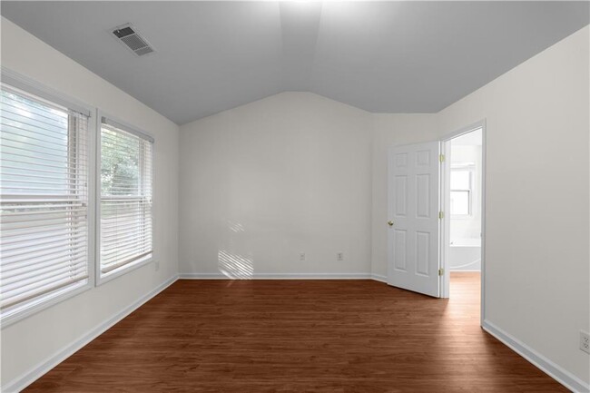 Building Photo - 3127 Wyesham Cir