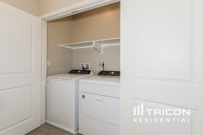 Building Photo - 24811 Padre Ct