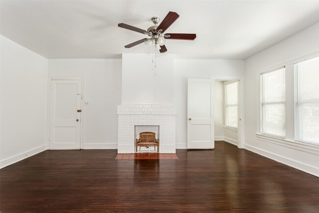 Building Photo - 5420 Miller Ave
