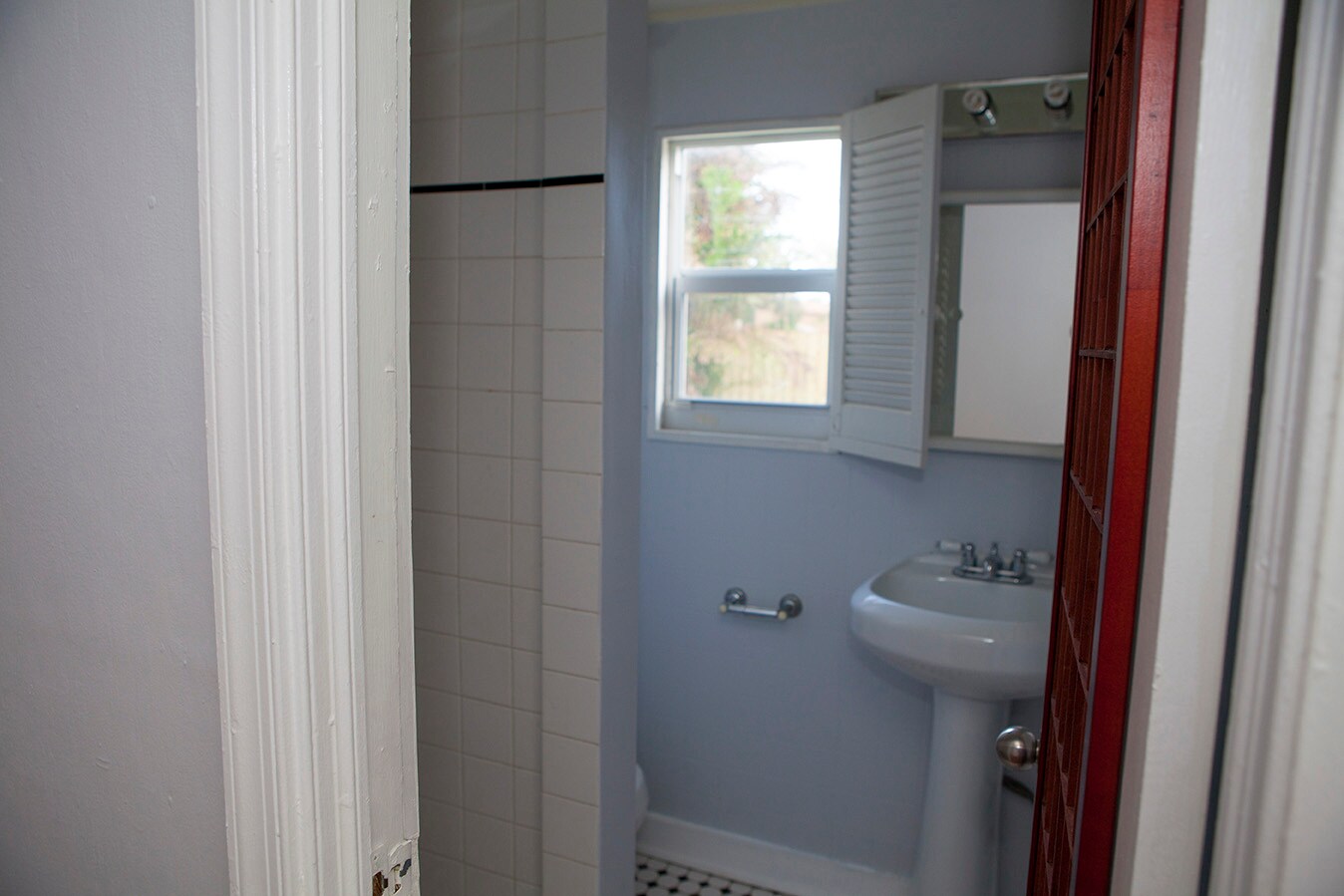 Building Photo - 419 43rd St