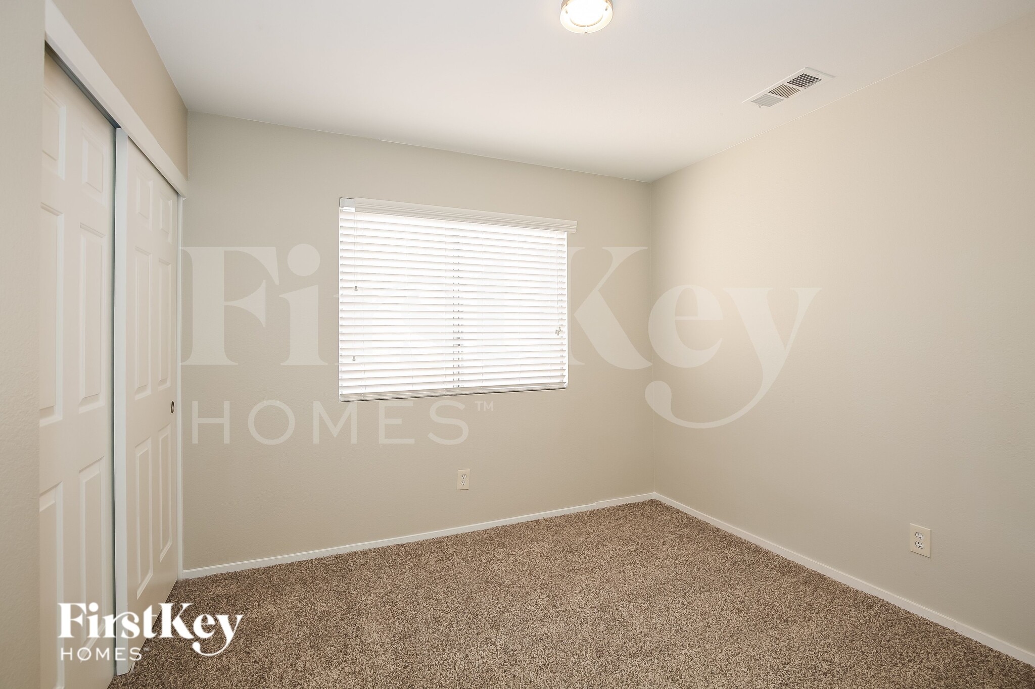 Building Photo - 8004 Verde Springs Dr