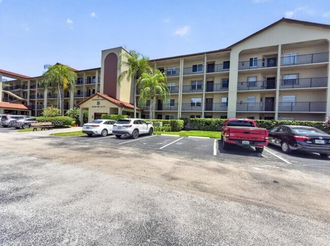 Building Photo - 13055 SW 15th Ct