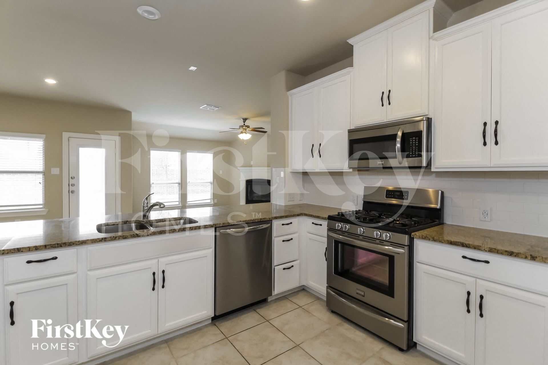 Building Photo - 16209 Weymouth Dr