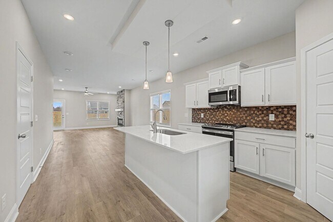 Building Photo - 366 Galway Dr