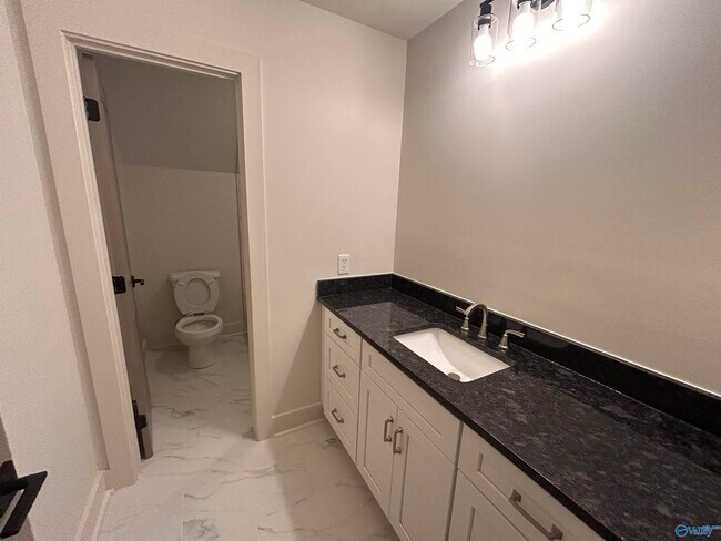 Building Photo - 3606 Briarwood Ln