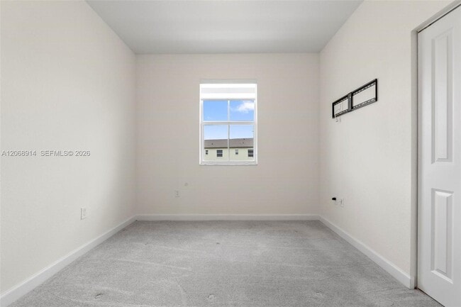 Building Photo - 2634 SE 29th St