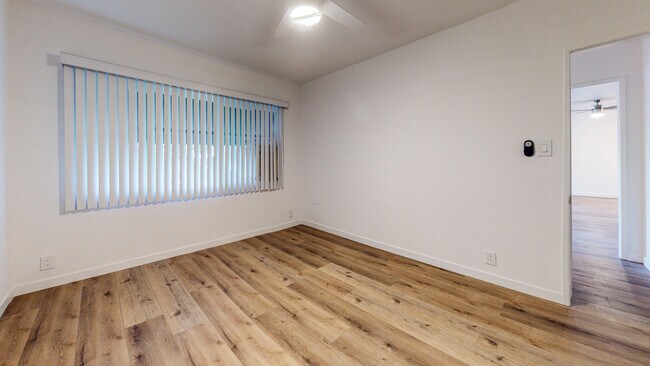 Building Photo - 16721 Sherman Way