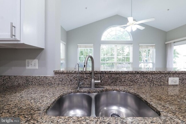 Building Photo - 7709 Killbarron Dr