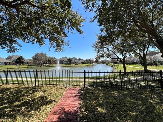 Building Photo - 12407 Ashford Valley Dr
