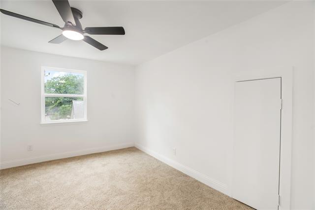 Building Photo - 4761 Meadowbrook Dr