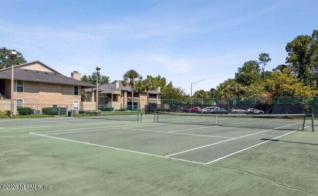 Building Photo - 10200 Belle Rive Blvd