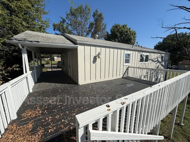 Building Photo - 2017 E 83rd Terrace