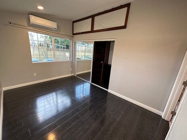 Building Photo - 12020 Neenach St