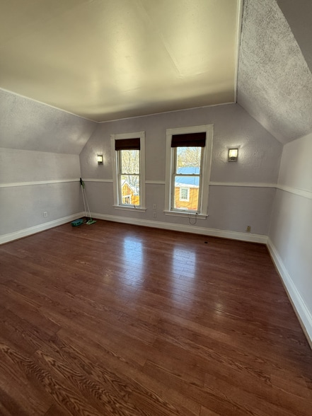 Livingroom - 260 Webster St