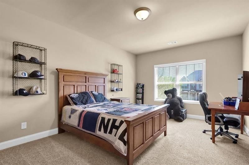 Building Photo - 4960 Wilshire Crossing