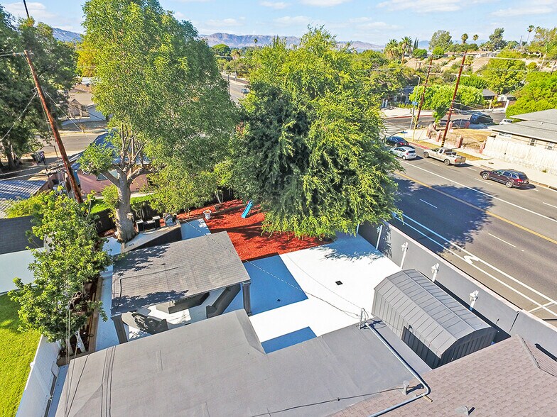 Building Photo - 23701 Bessemer St