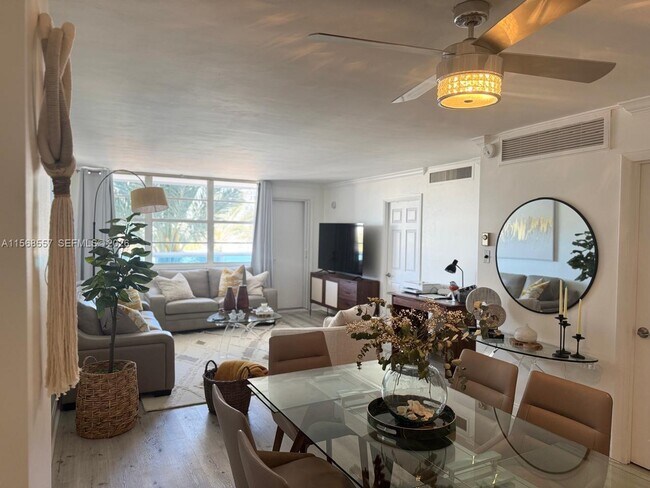 Building Photo - 6770 Indian Creek Dr