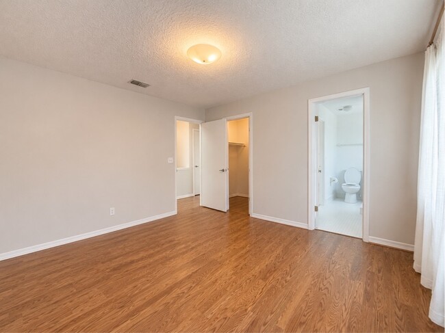 Building Photo - 1746 Ocean Grove Dr
