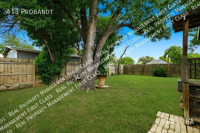 Building Photo - 413 Probandt-